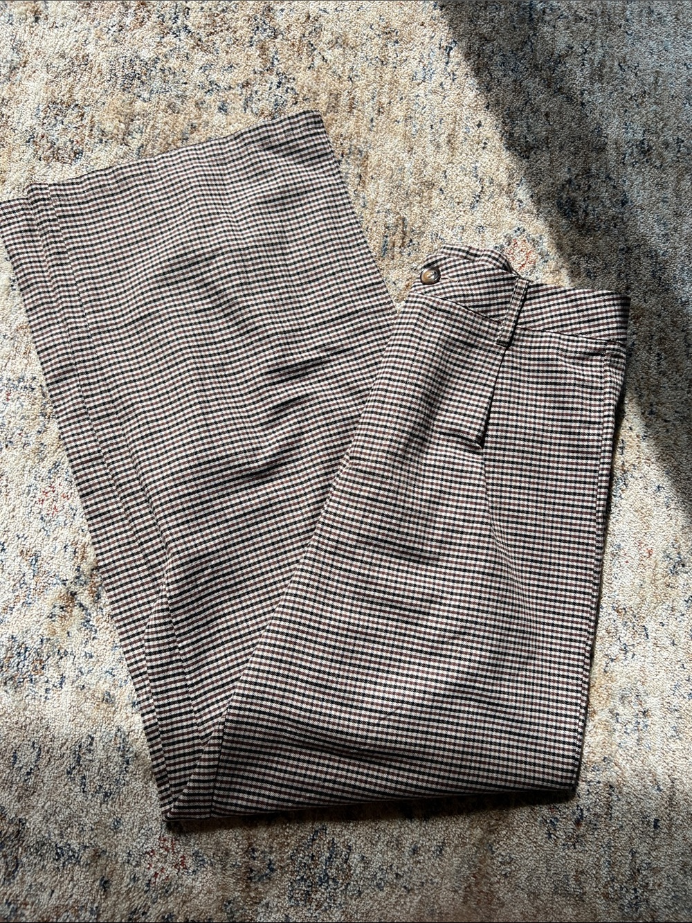 High-Waist Wide-Leg Checked Trousers in Brown and Black